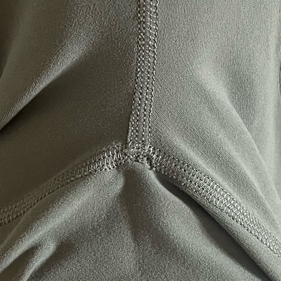 Lululemon Align Wide Leg Crop 23" Grey Sage Size 2 - Picture 9 of 10